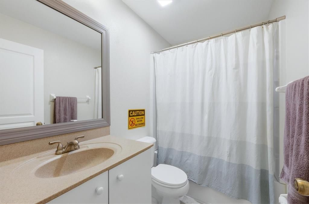 На продажу: $599,000 (3 спален, 2 ванн, 1685 Квадратных фут)