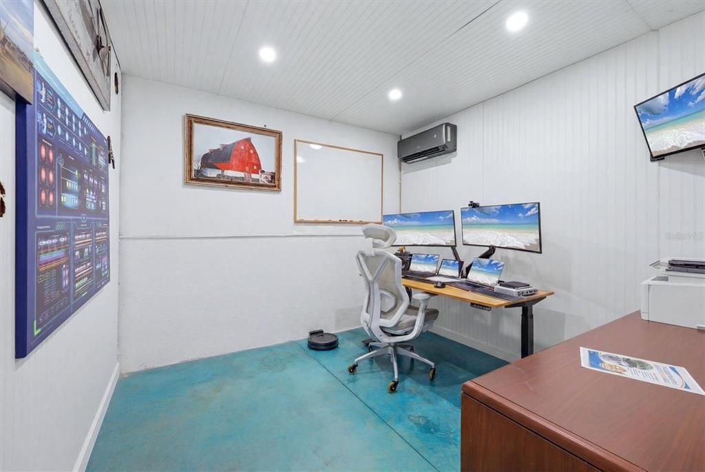 На продажу: $599,000 (3 спален, 2 ванн, 1685 Квадратных фут)