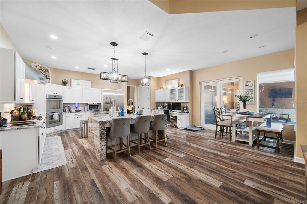 For Sale: $1,235,000 (3 beds, 4 baths, 3136 Square Feet)