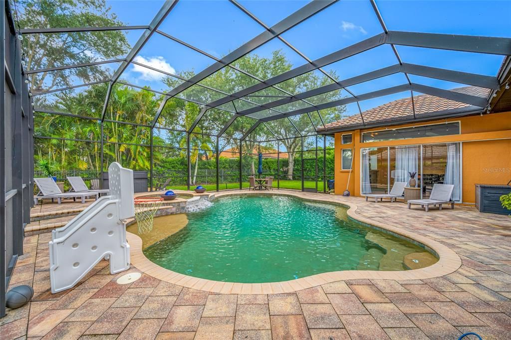 For Sale: $1,235,000 (3 beds, 4 baths, 3136 Square Feet)