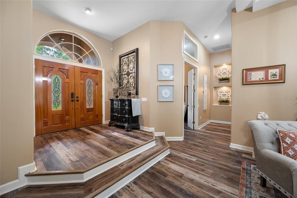 For Sale: $1,235,000 (3 beds, 4 baths, 3136 Square Feet)