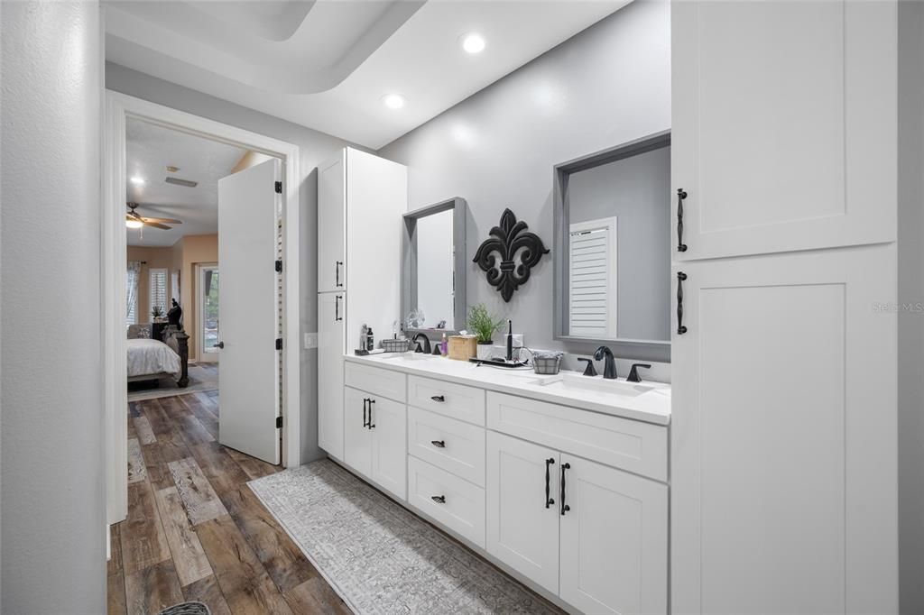 For Sale: $1,235,000 (3 beds, 4 baths, 3136 Square Feet)