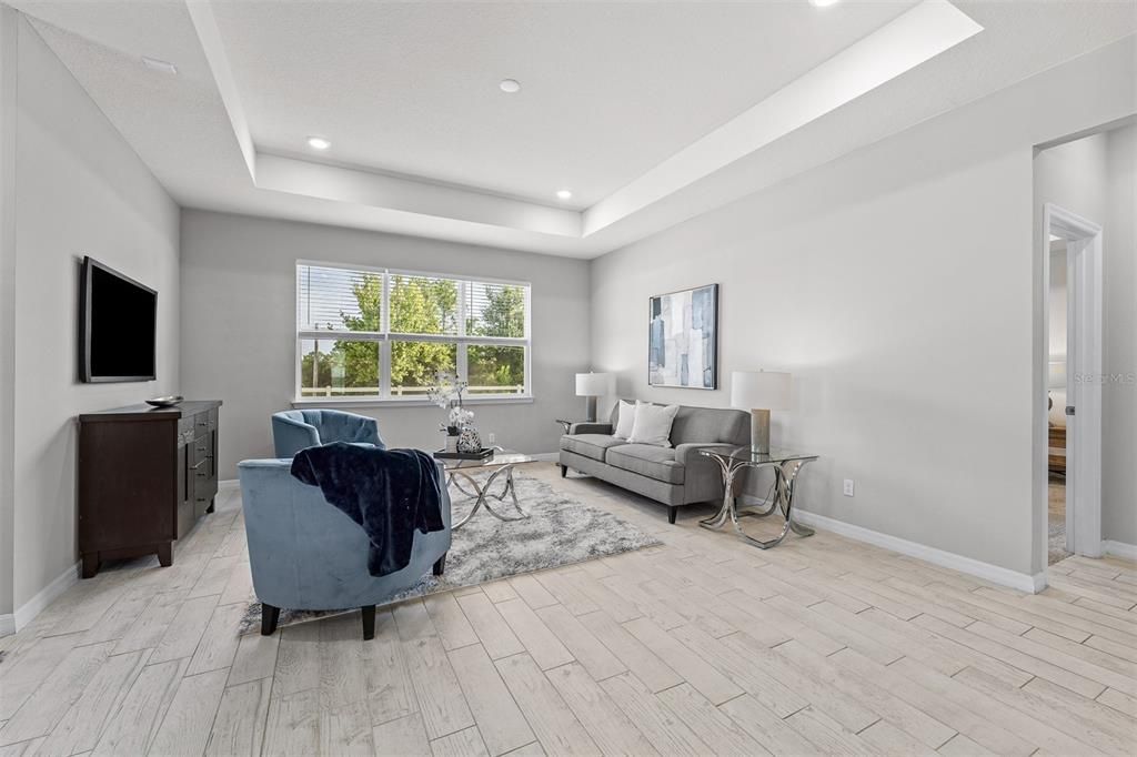 For Sale: $390,000 (4 beds, 2 baths, 1865 Square Feet)