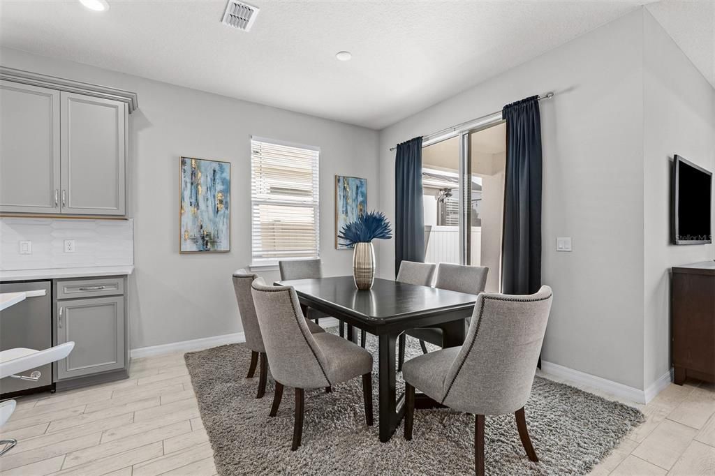 For Sale: $390,000 (4 beds, 2 baths, 1865 Square Feet)
