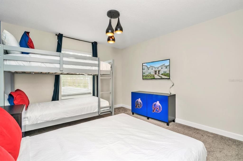 En Renta: $2,950 (4 camas, 3 baños, 1914 Pies cuadrados)