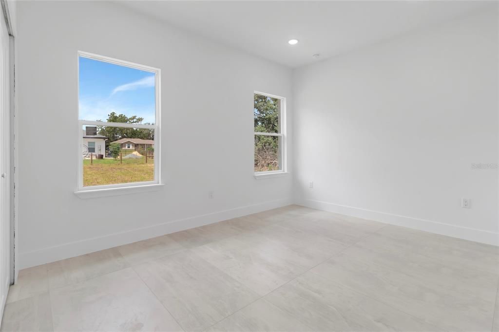 For Sale: $315,000 (3 beds, 2 baths, 1702 Square Feet)