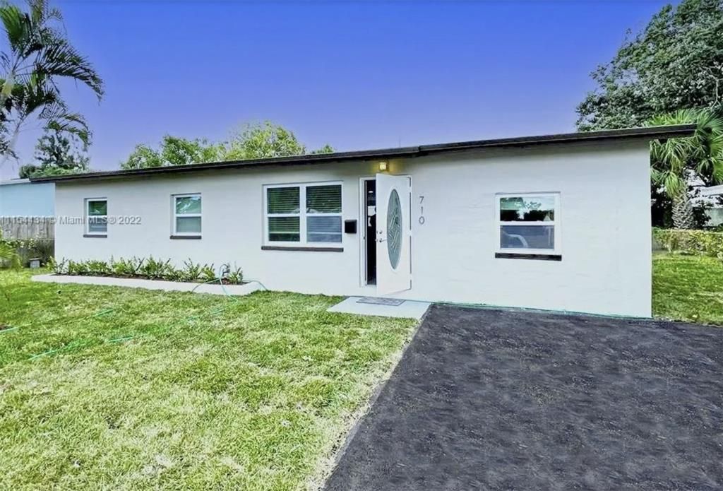 For Sale: $550,000 (0 beds, 0 baths, 1071 Square Feet)