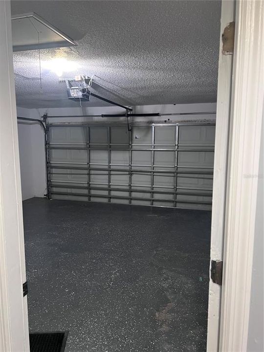 En Renta: $2,600 (4 camas, 2 baños, 2200 Pies cuadrados)