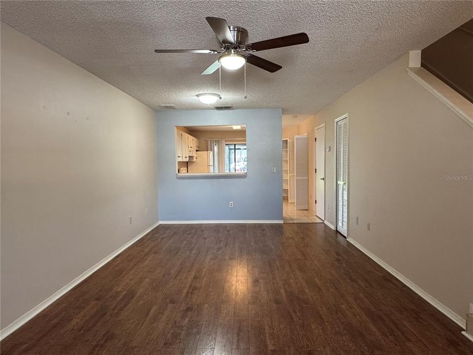 В аренду: $1,695 (2 спален, 2 ванн, 1185 Квадратных фут)