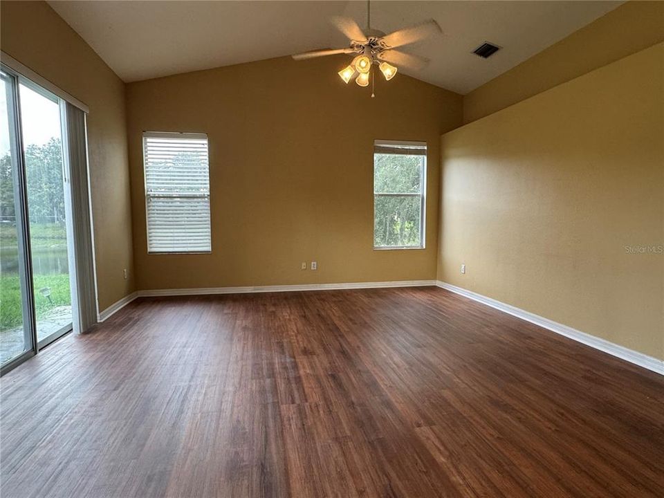 В аренду: $2,995 (4 спален, 3 ванн, 2258 Квадратных фут)