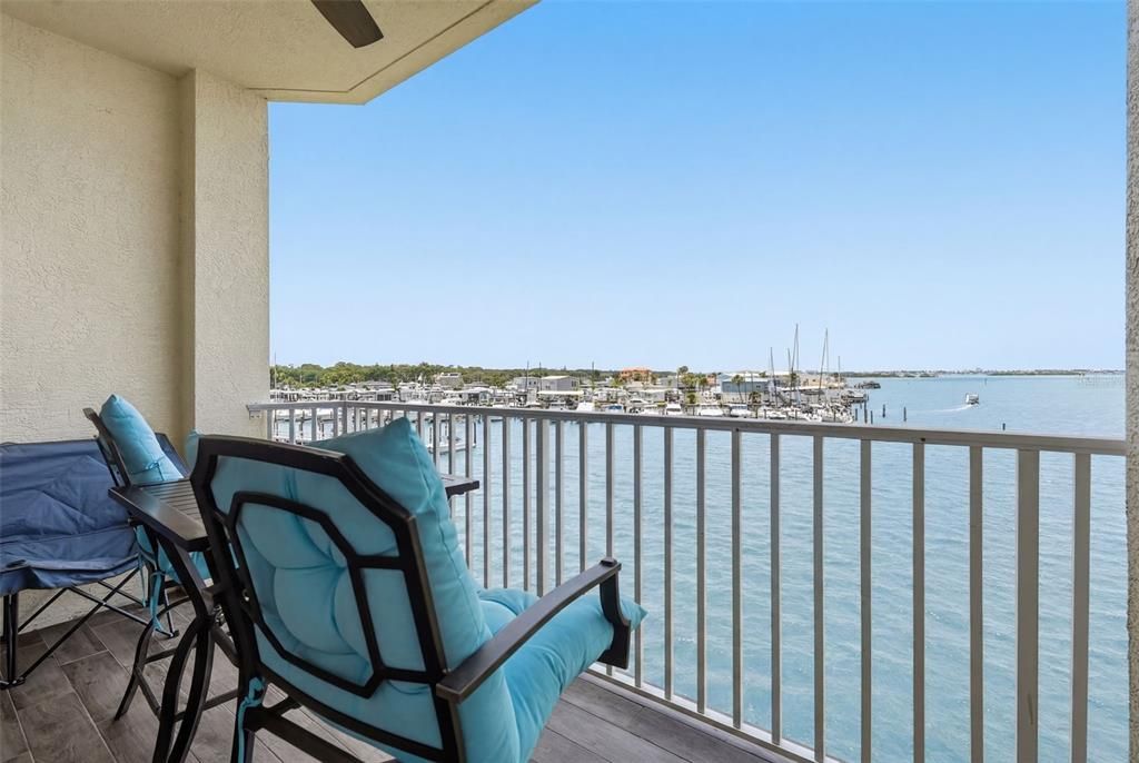 For Sale: $274,999 (1 beds, 1 baths, 310 Square Feet)