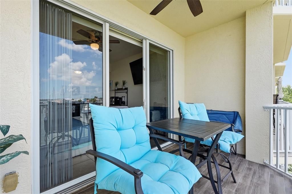 For Sale: $274,999 (1 beds, 1 baths, 310 Square Feet)