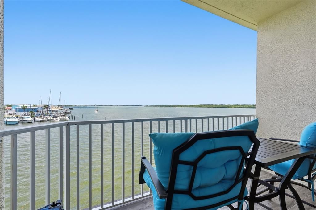 For Sale: $274,999 (1 beds, 1 baths, 310 Square Feet)