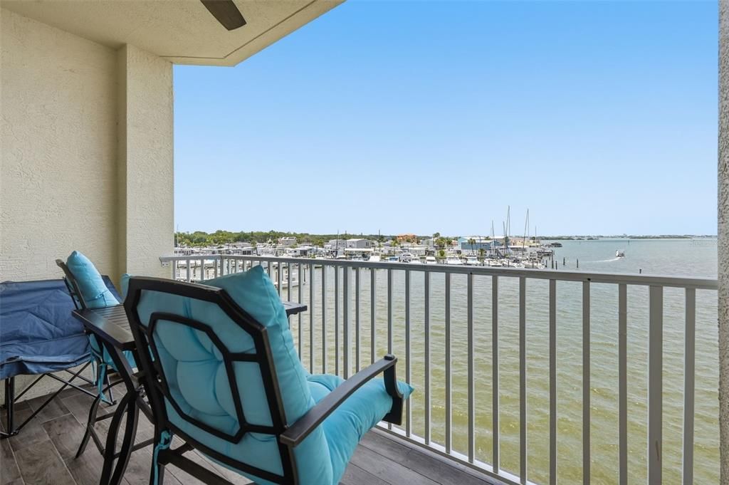 For Sale: $274,999 (1 beds, 1 baths, 310 Square Feet)