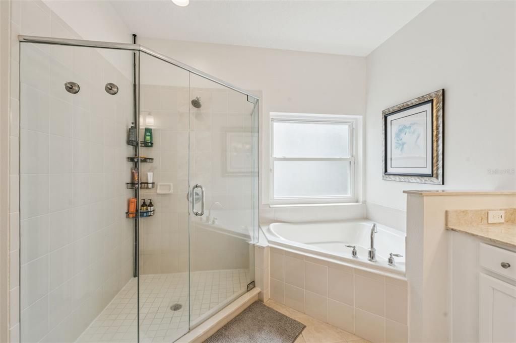 For Sale: $515,000 (4 beds, 3 baths, 2677 Square Feet)