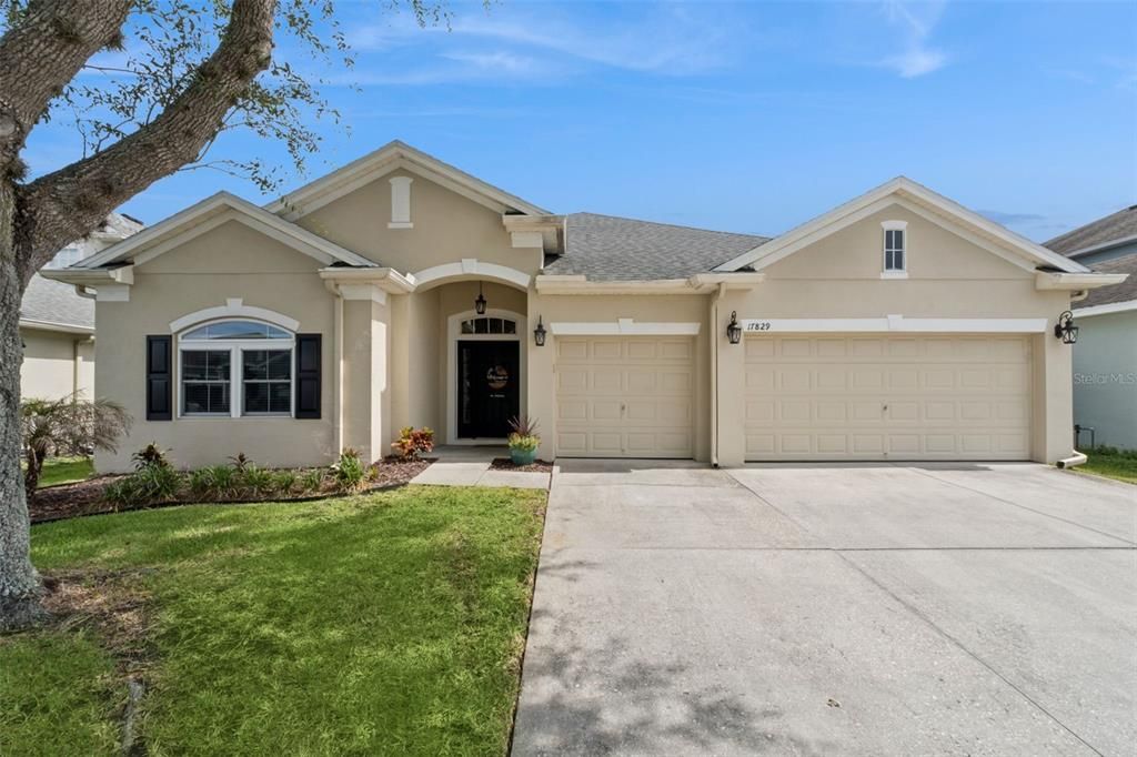 For Sale: $515,000 (4 beds, 3 baths, 2677 Square Feet)