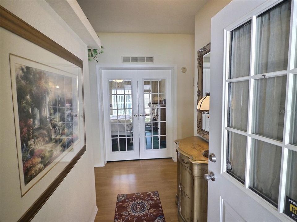 For Rent: $2,500 (3 beds, 2 baths, 1529 Square Feet)