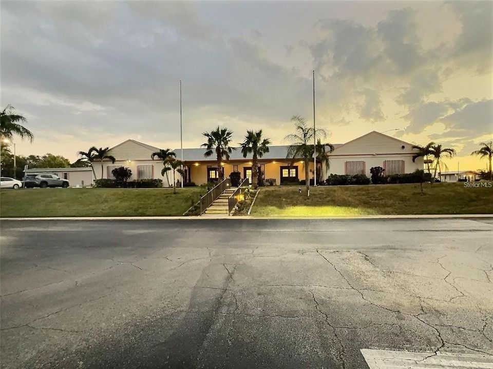 For Rent: $2,500 (3 beds, 2 baths, 1529 Square Feet)