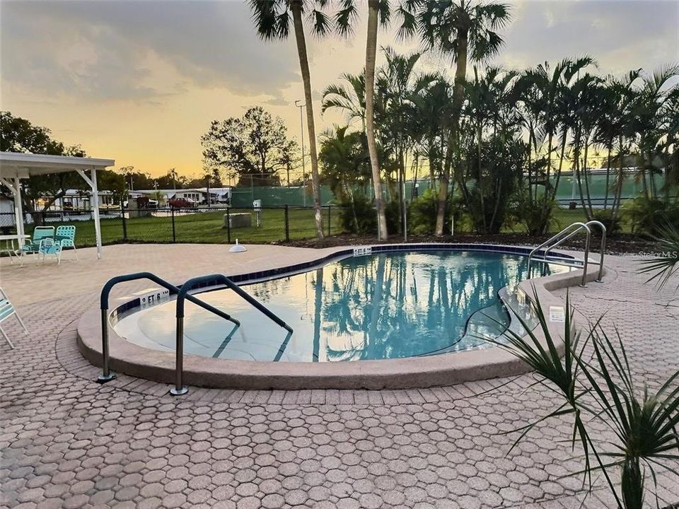 For Rent: $2,500 (3 beds, 2 baths, 1529 Square Feet)
