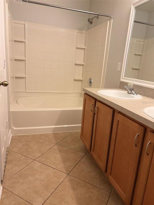 For Rent: $2,600 (3 beds, 2 baths, 1684 Square Feet)