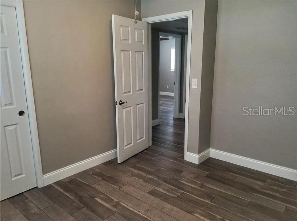 For Sale: $565,000 (4 beds, 3 baths, 2350 Square Feet)