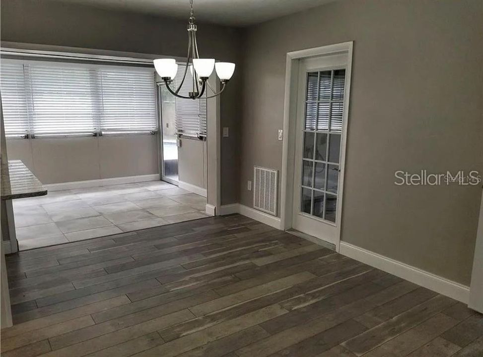For Sale: $565,000 (4 beds, 3 baths, 2350 Square Feet)