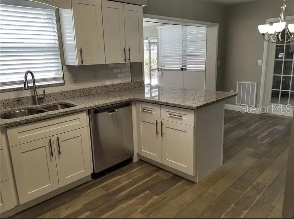 For Sale: $565,000 (4 beds, 3 baths, 2350 Square Feet)