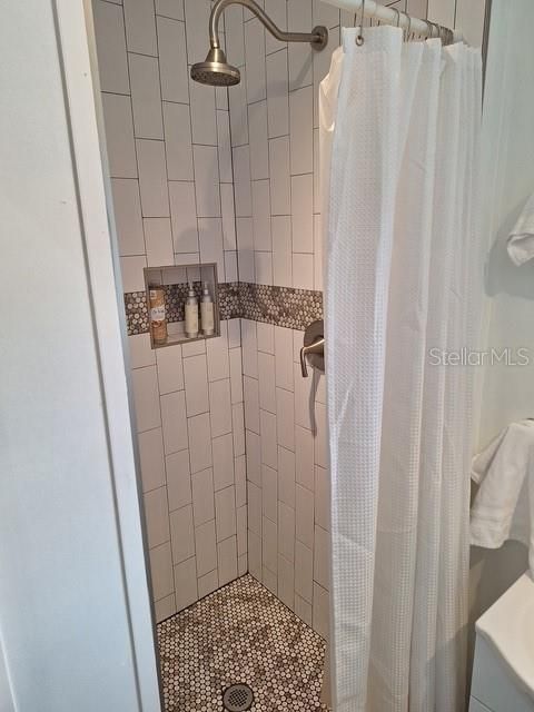 For Sale: $565,000 (4 beds, 3 baths, 2350 Square Feet)