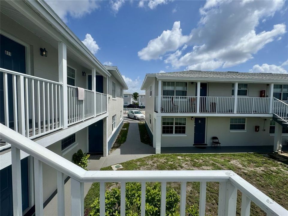 For Sale: $139,000 (2 beds, 1 baths, 702 Square Feet)