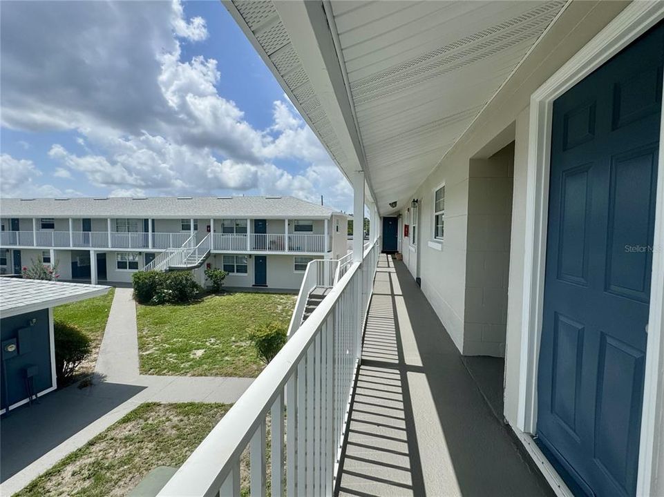 For Sale: $139,000 (2 beds, 1 baths, 702 Square Feet)