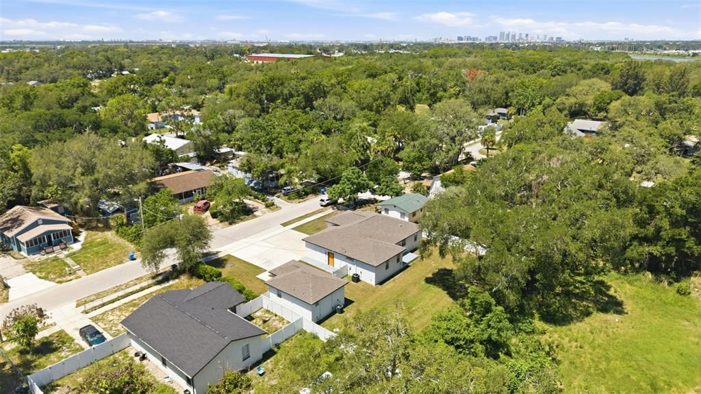 En Venta: $595,000 (4 camas, 3 baños, 2179 Pies cuadrados)