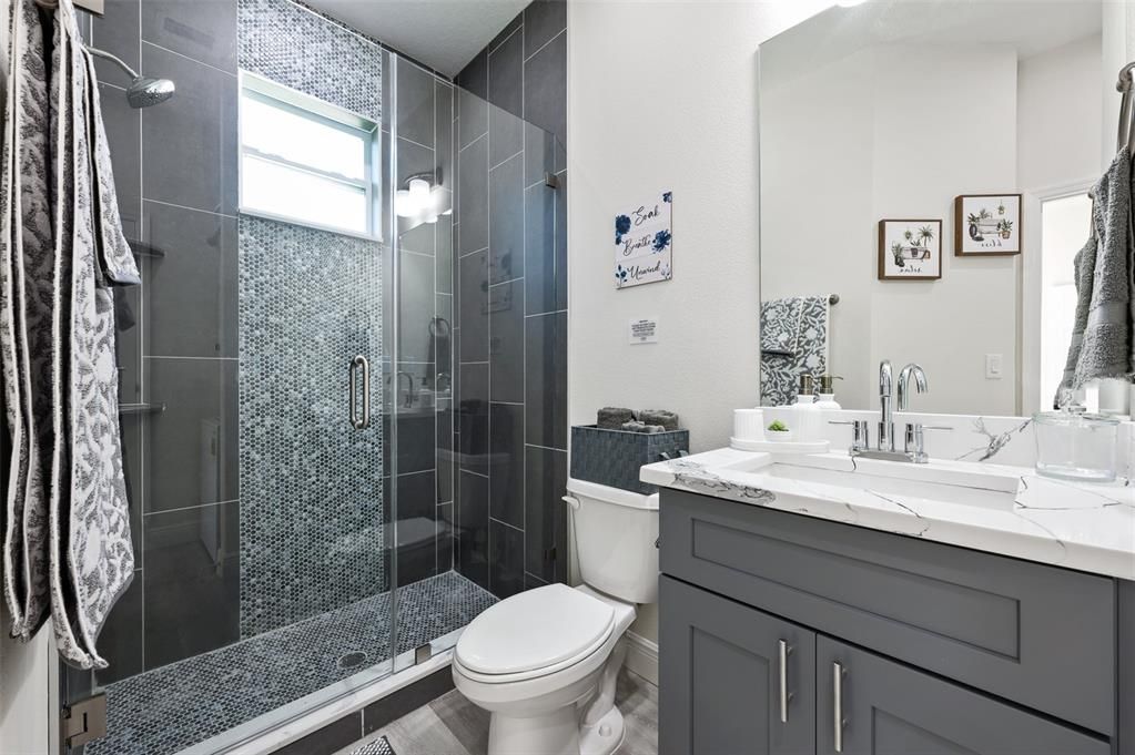 En Venta: $610,000 (4 camas, 3 baños, 2179 Pies cuadrados)