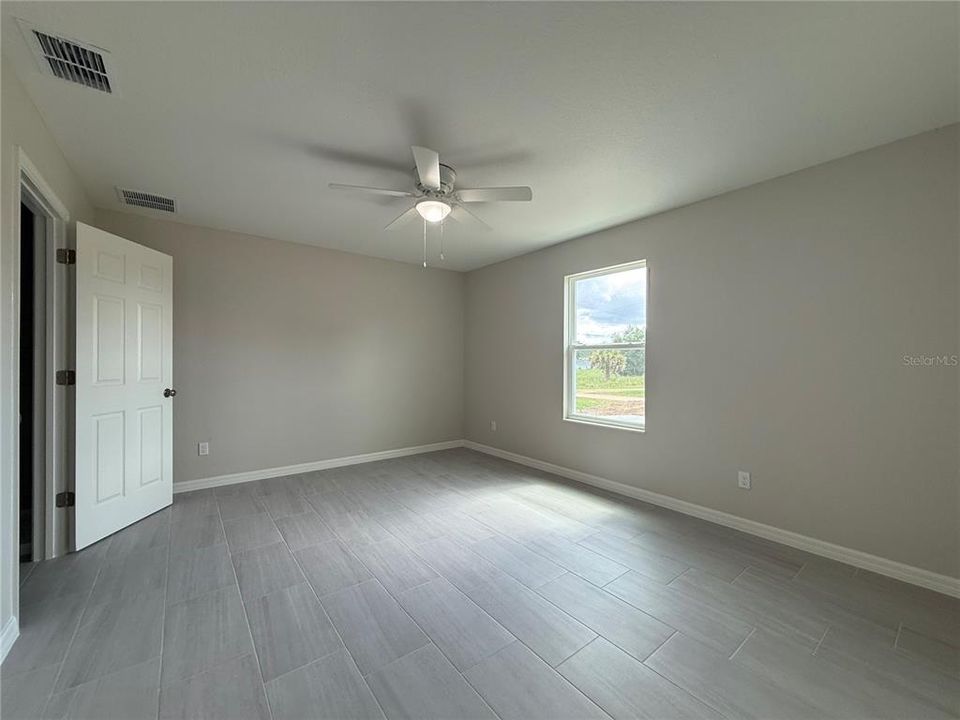 For Sale: $209,900 (3 beds, 2 baths, 1232 Square Feet)