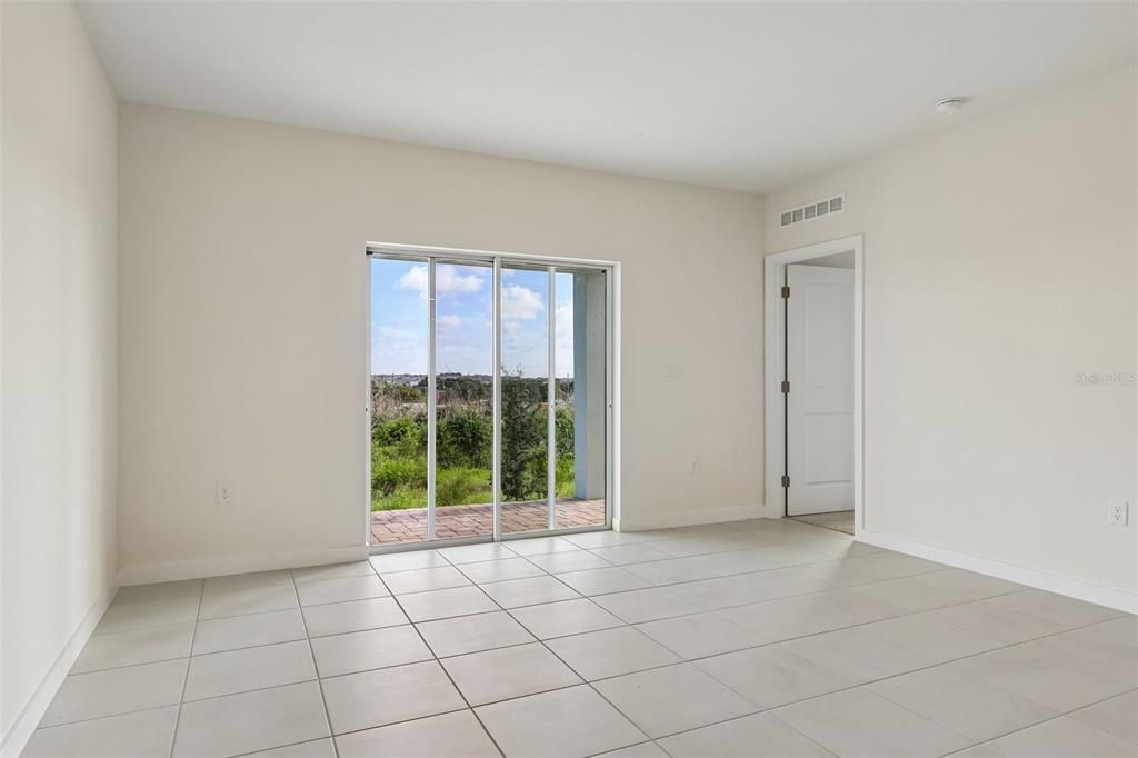 На продажу: $309,990 (3 спален, 2 ванн, 1624 Квадратных фут)