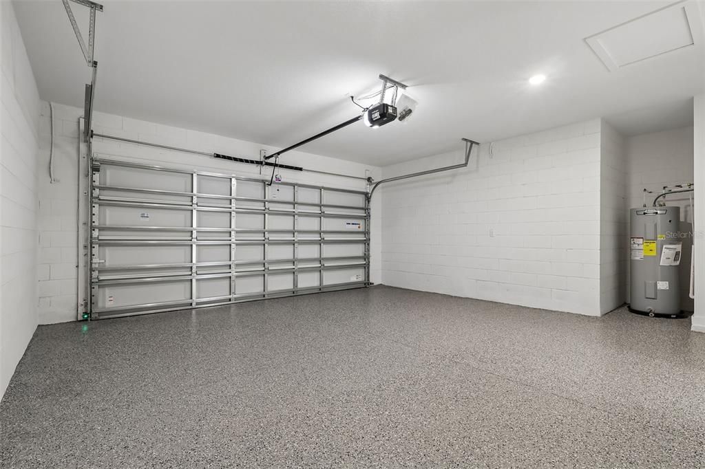 На продажу: $309,990 (3 спален, 2 ванн, 1624 Квадратных фут)