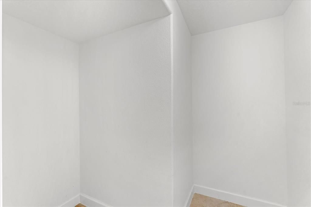 На продажу: $599,900 (4 спален, 3 ванн, 2607 Квадратных фут)