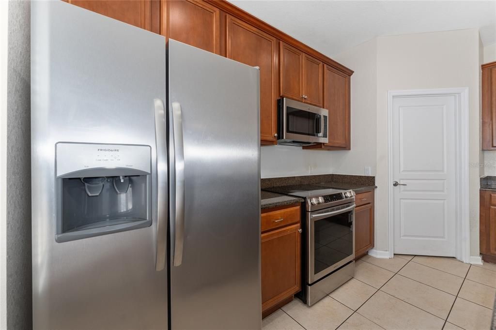 For Sale: $390,000 (3 beds, 2 baths, 1680 Square Feet)