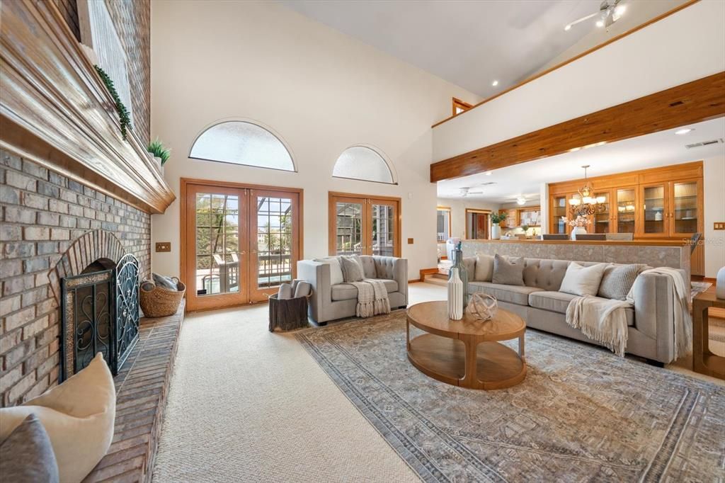 For Sale: $3,999,000 (5 beds, 5 baths, 4786 Square Feet)