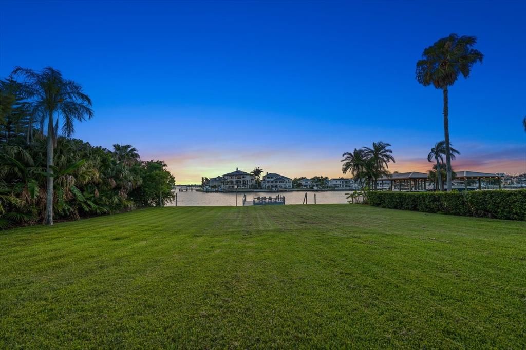 For Sale: $3,999,000 (5 beds, 5 baths, 4786 Square Feet)