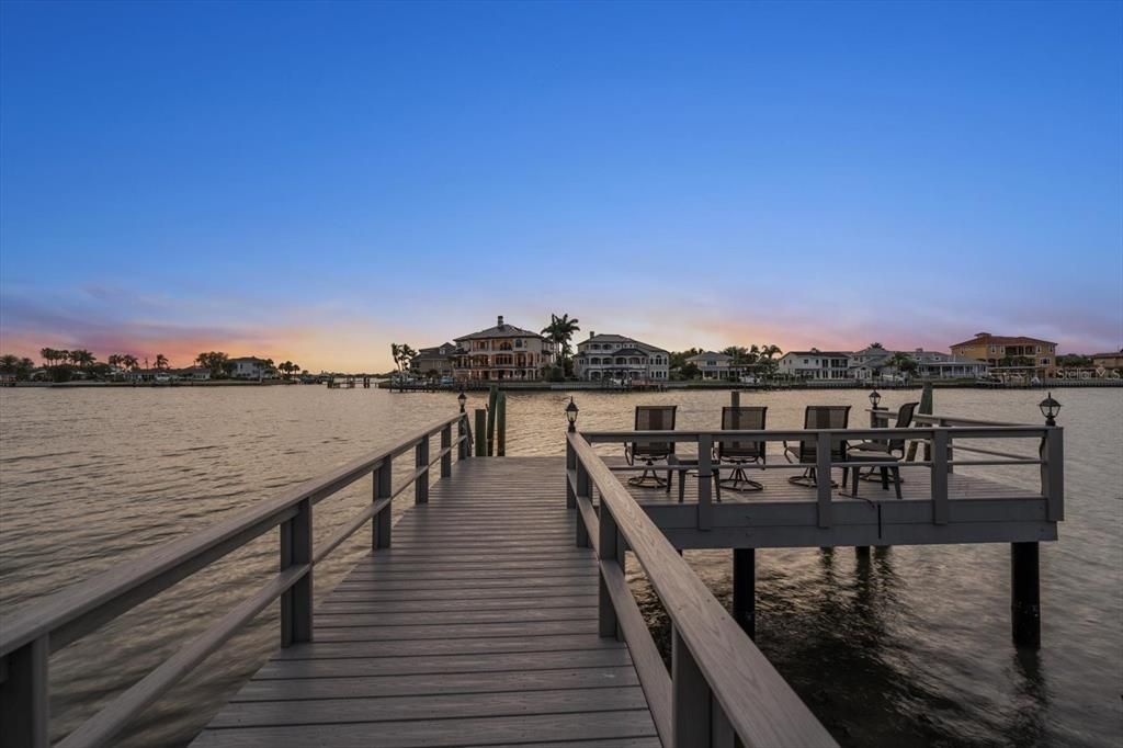 For Sale: $3,999,000 (5 beds, 5 baths, 4786 Square Feet)