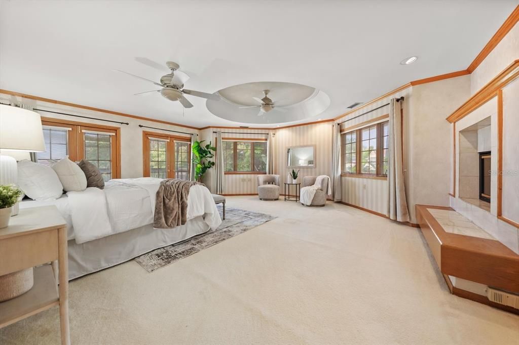 For Sale: $3,999,000 (5 beds, 5 baths, 4786 Square Feet)