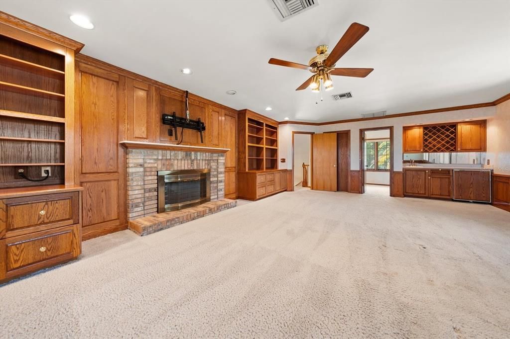 For Sale: $3,999,000 (5 beds, 5 baths, 4786 Square Feet)