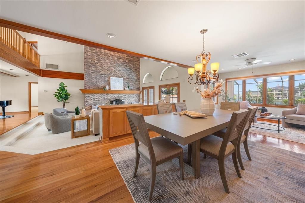 For Sale: $3,999,000 (5 beds, 5 baths, 4786 Square Feet)
