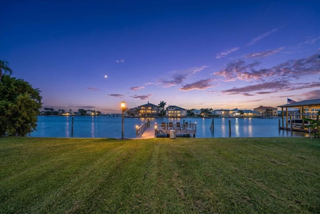 For Sale: $3,999,000 (5 beds, 5 baths, 4786 Square Feet)