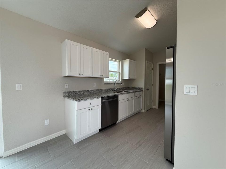 For Sale: $209,900 (3 beds, 2 baths, 1232 Square Feet)