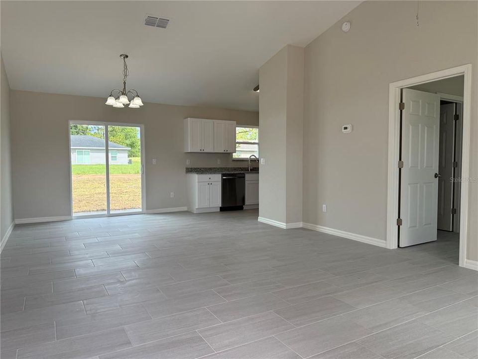 For Sale: $209,900 (3 beds, 2 baths, 1232 Square Feet)