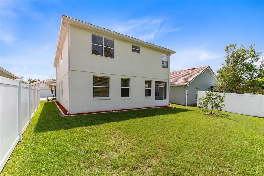 For Sale: $525,000 (4 beds, 2 baths, 2416 Square Feet)