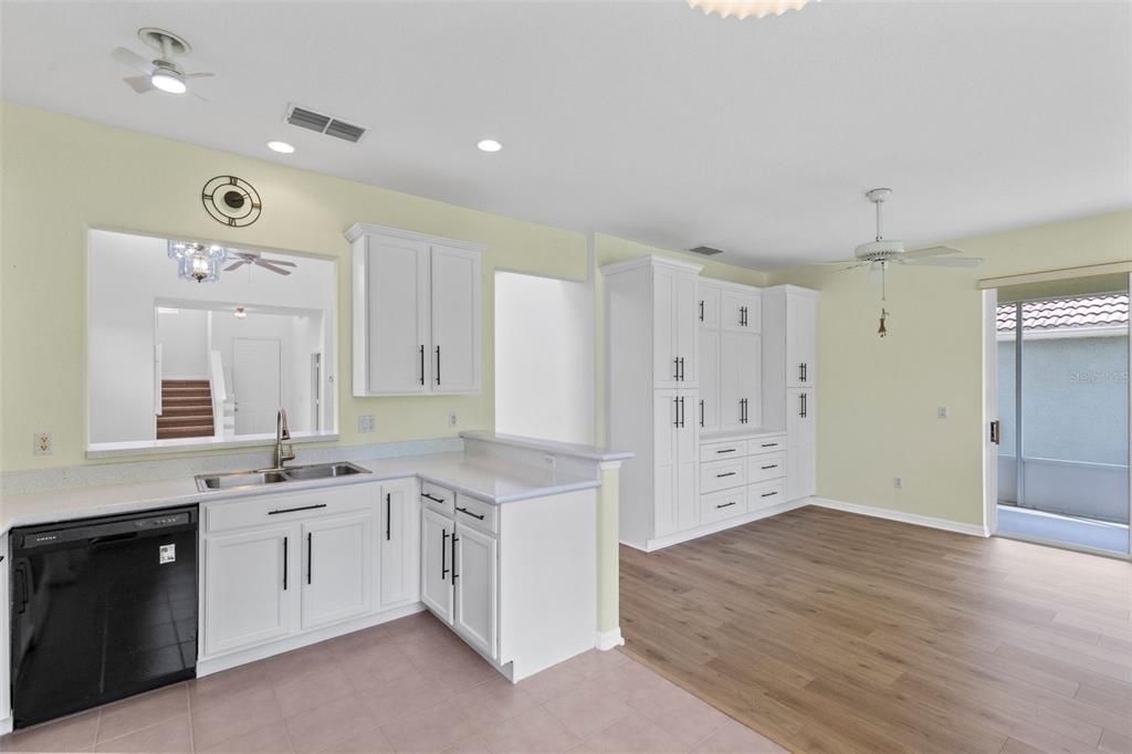 For Sale: $525,000 (4 beds, 2 baths, 2416 Square Feet)