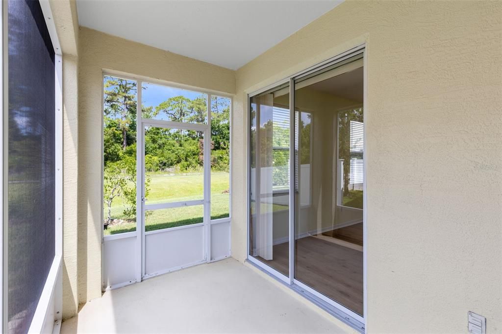 For Sale: $525,000 (4 beds, 2 baths, 2416 Square Feet)