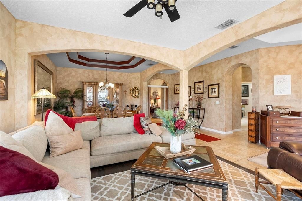 For Sale: $610,000 (4 beds, 3 baths, 2731 Square Feet)